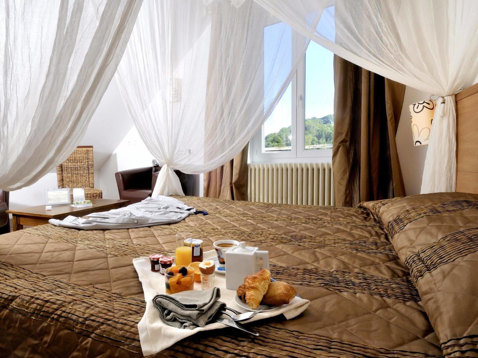 Contact Hotel Le Relais De Vellinus Beaulieu-sur-Dordogne Luaran gambar
